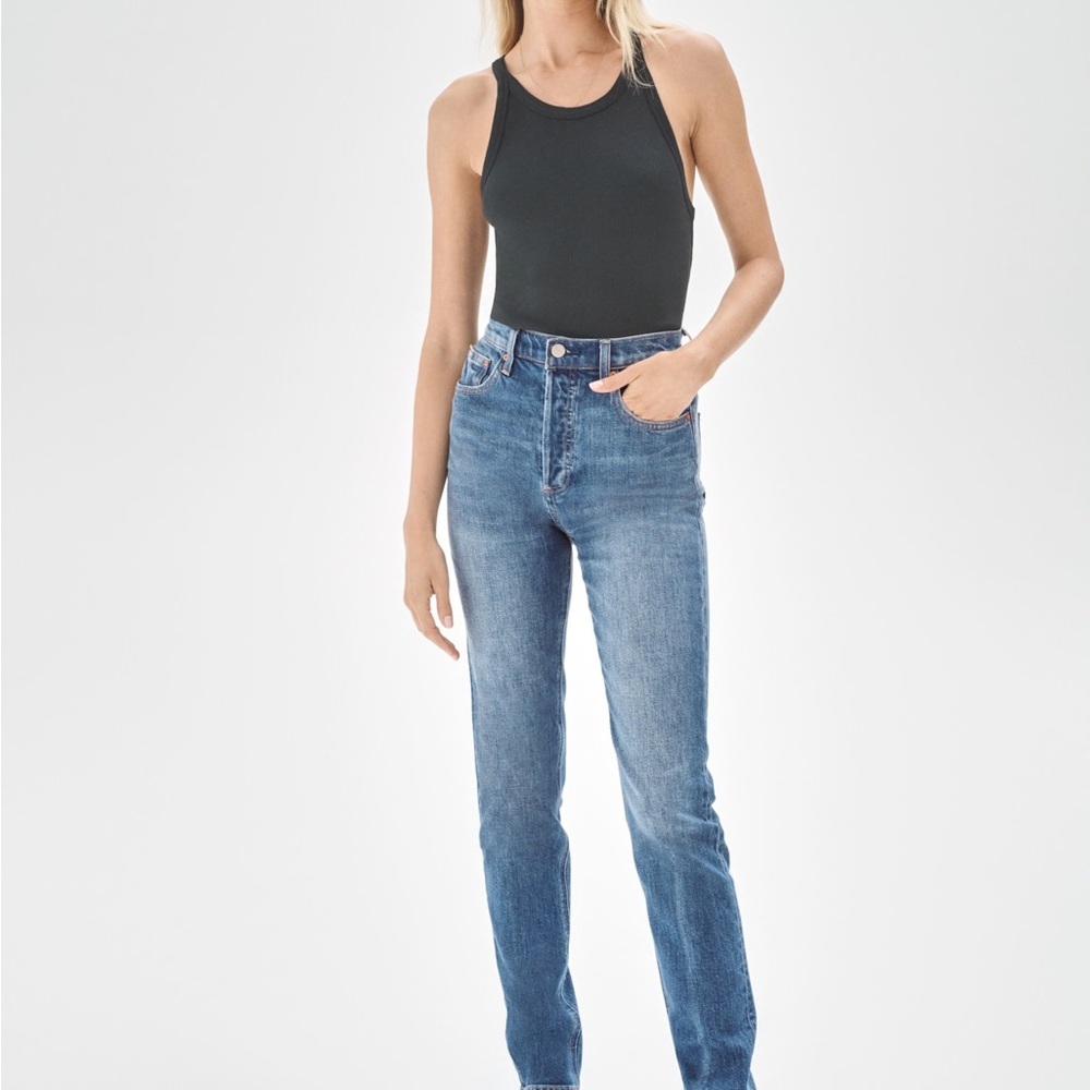 Denim Forum| Aritzia| The Yoko High Rise Slim Blue Denim Jeans Sz 26/28L